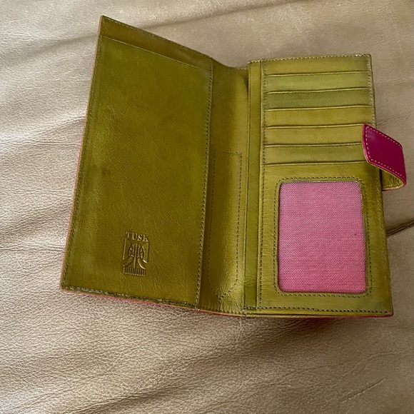 TUSK Pink Leather Wallet - Picture 5 of 6